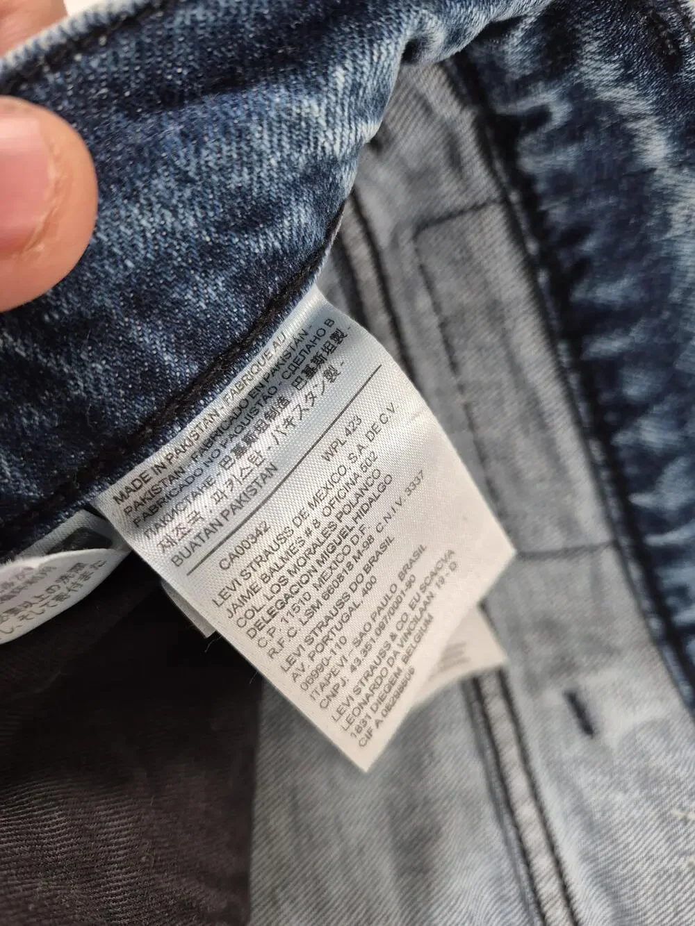 Levis 541 Athletic Taper Jeans Mens 42x30 Blue Stonewash Stretch Denim NWT